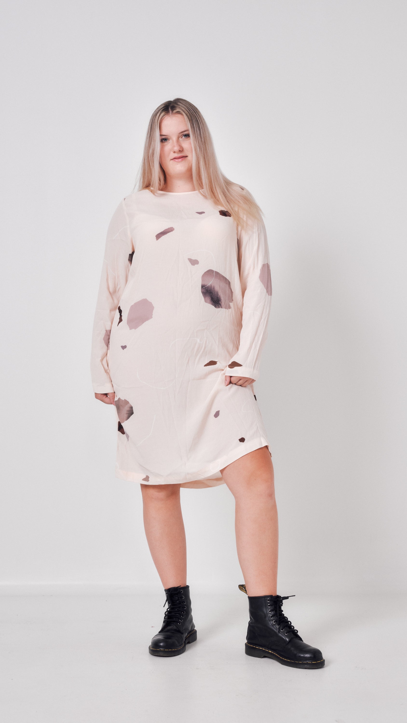 Nyne print midi dress