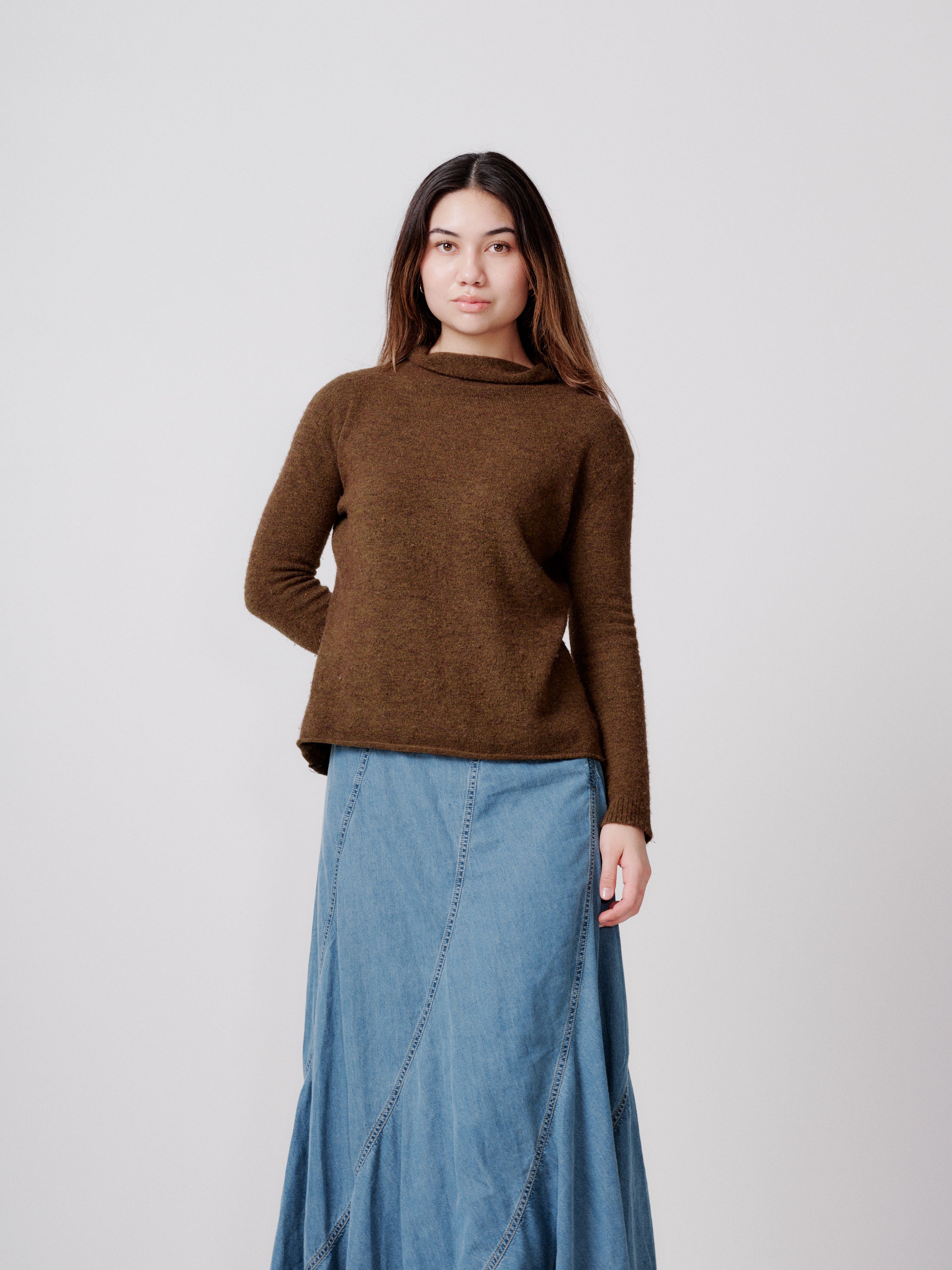 Moochi olive sweater