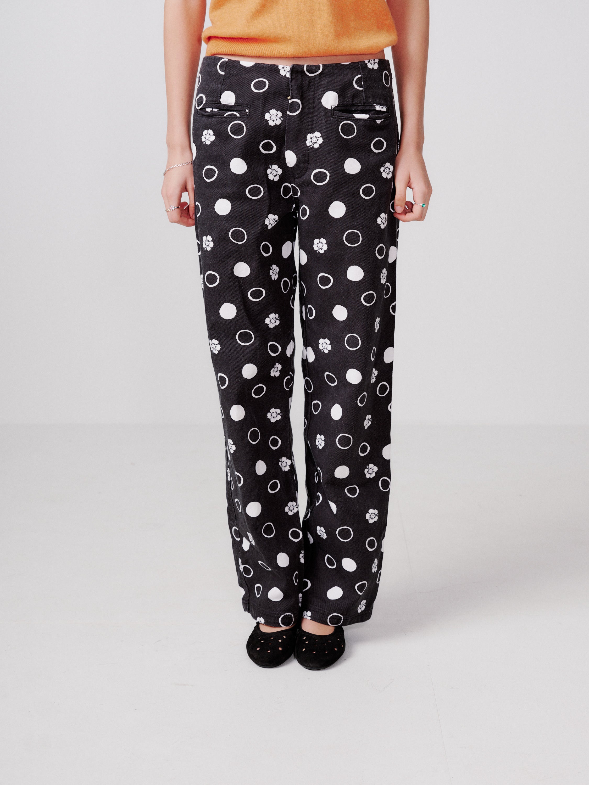 Chloe Hill. Emma Mulholland on Holiday printed pants