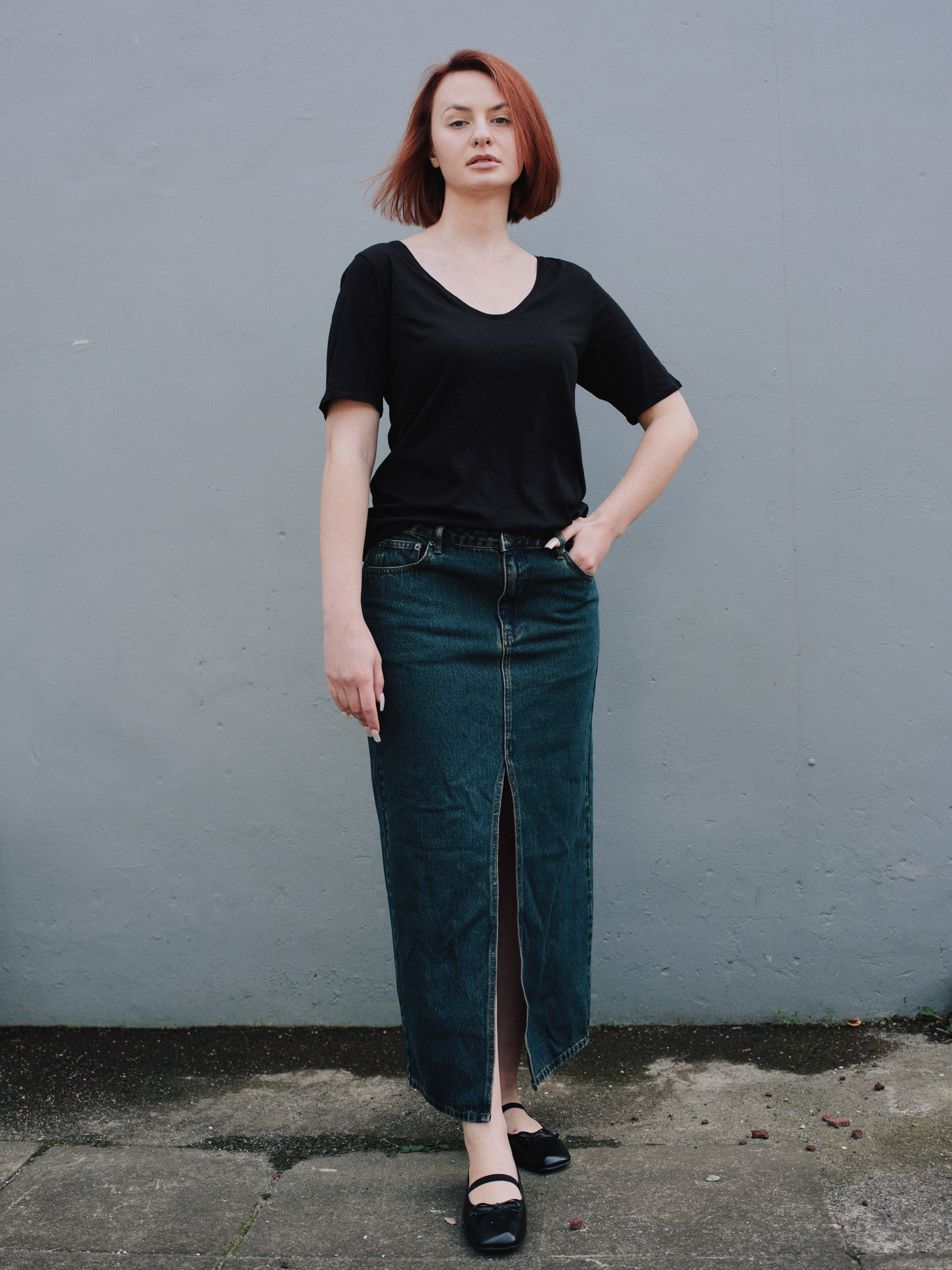 Glassons front split denim skirt