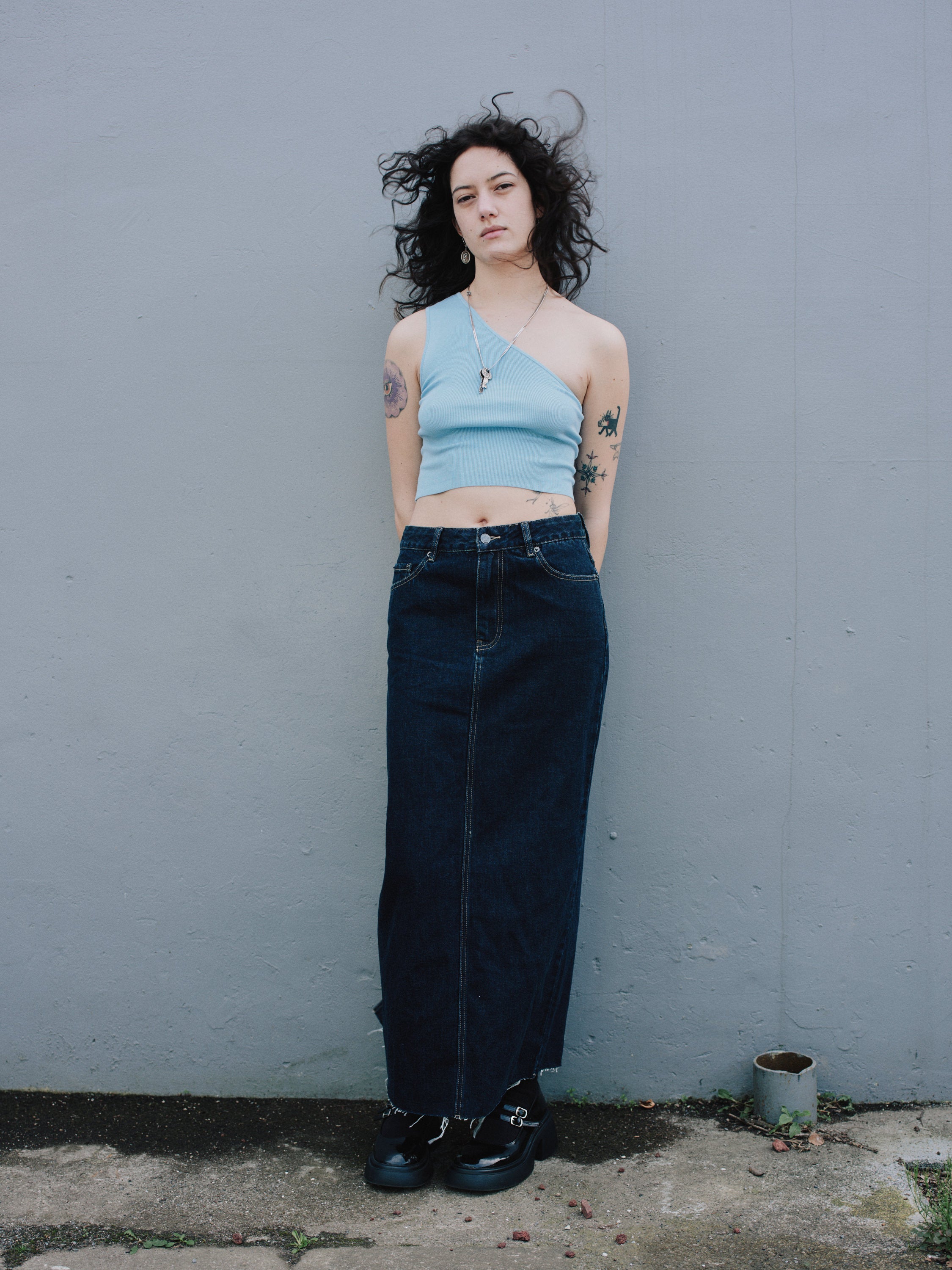 Glassons dark wash denim skirt