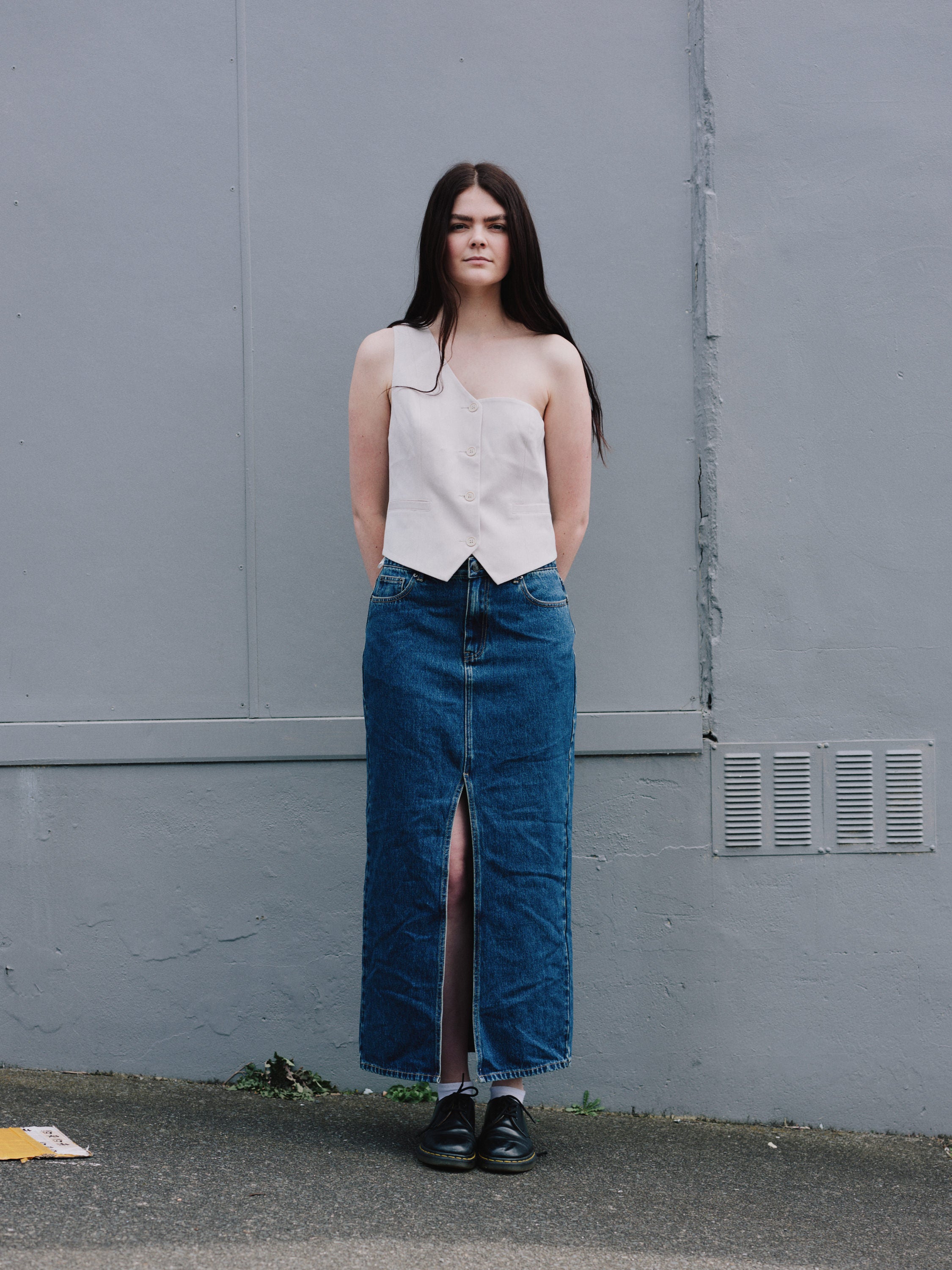 Glassons dark wash denim skirt