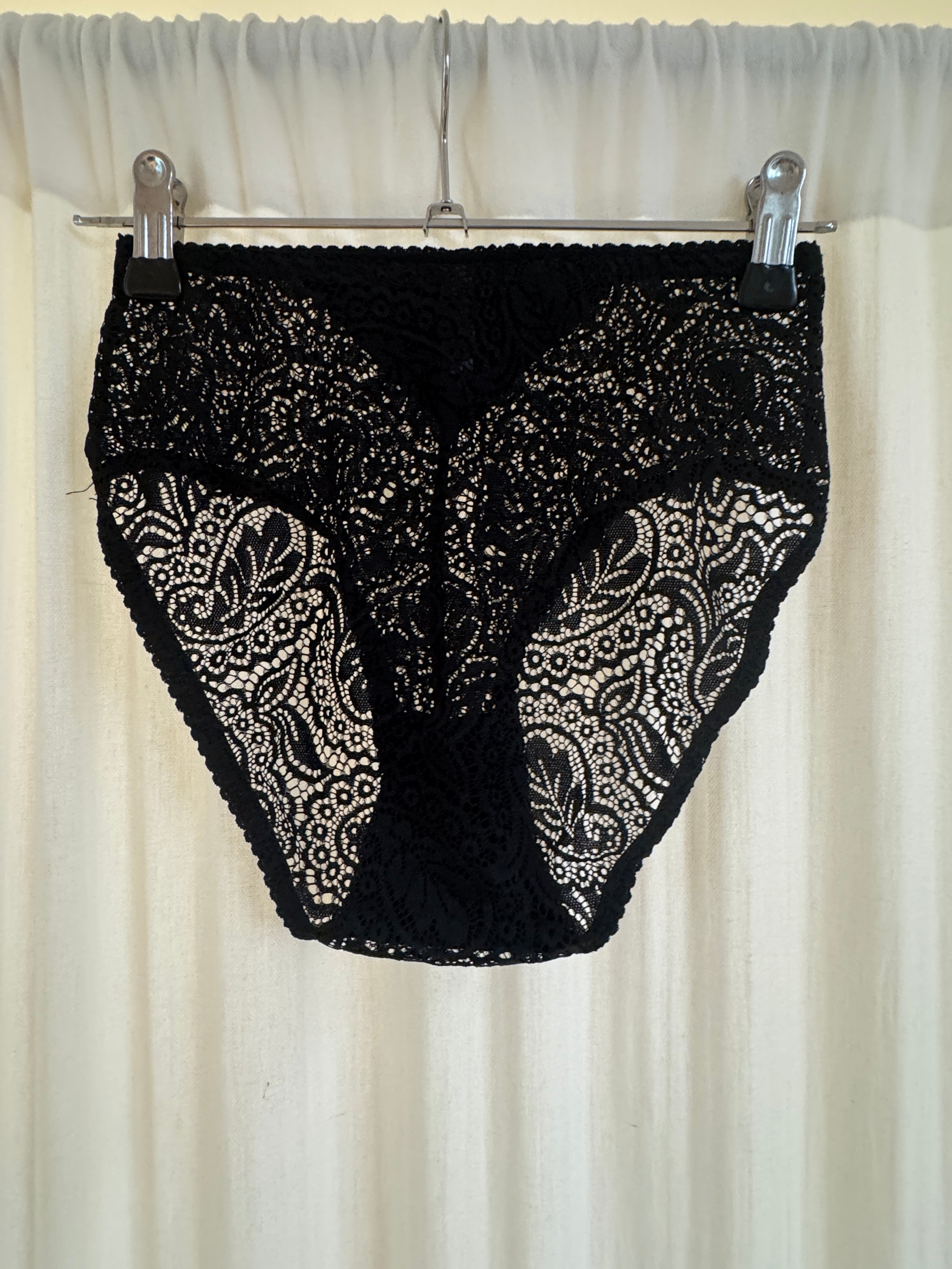 Lonely Lingerie lace brief